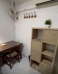 Calin Mansions (D14), Apartment #555551551